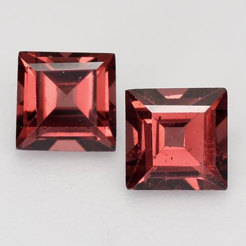 Granato piropo naturale rosso da 0,92 ct, quadrato, VVS-VS