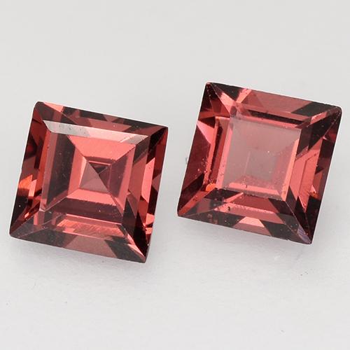 Granato piropo naturale rosso da 0,92 ct, quadrato, VVS-VS
