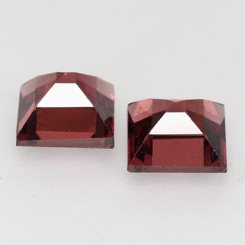 Granato piropo naturale rosso da 0,92 ct, quadrato, VVS-VS