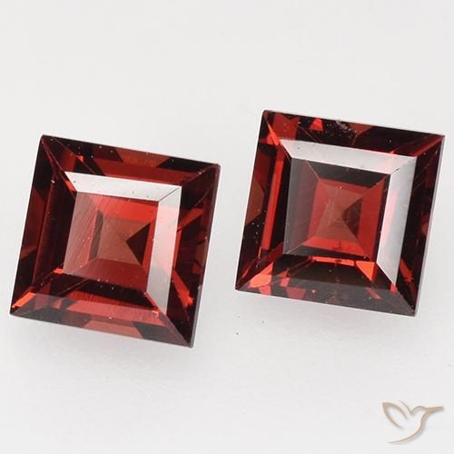 Gemme di Granato Piropo Rosso Sangue Profondo naturale da 1.02 ct, Quadrato, VVS-VS
