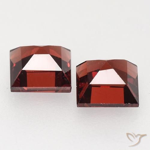 Gemme di Granato Piropo Rosso Sangue Profondo naturale da 1.02 ct, Quadrato, VVS-VS