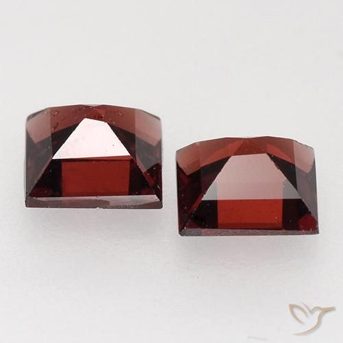Gemme di Granato Piropo Rosso scuro naturale da 0.89 ct, Quadrato, VVS-VS