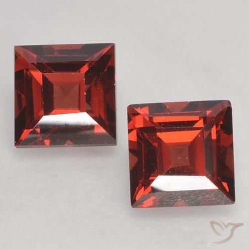 1.00ctw Naturale Rosso medio Granato Piropo, Quadrato, VVS-VS