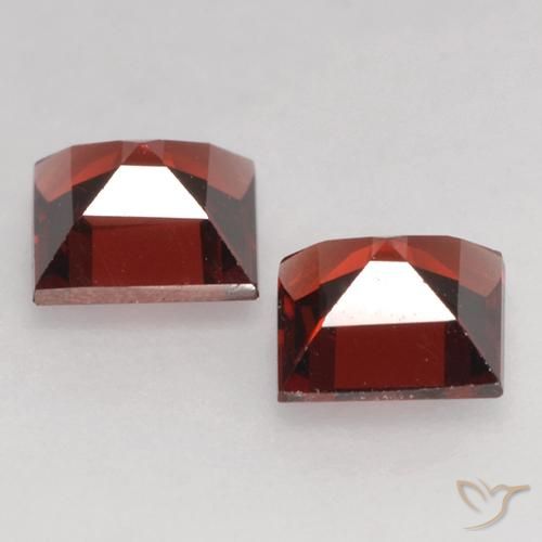 Gemme di Granato Piropo Rosso scarlatto profondo naturale da 0.87 ct, Quadrato, VVS-VS