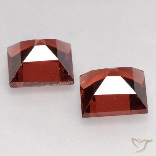 Gemme di Granato Piropo Rosso scuro naturale da 0.93 ct, Quadrato, VVS-VS