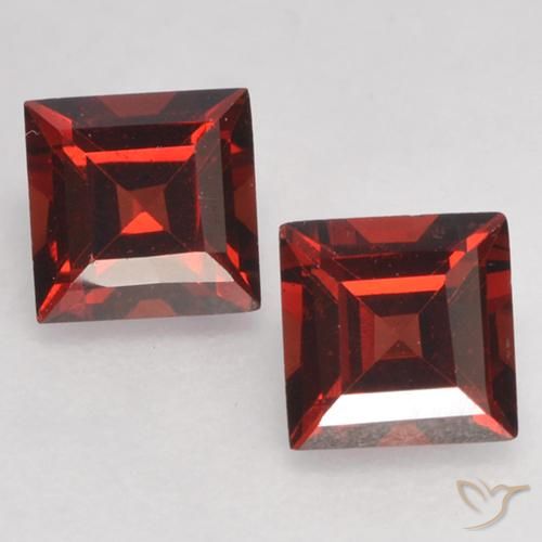 0.96ctw Naturale Rosso scuro Granato Piropo, Quadrato, VVS-VS