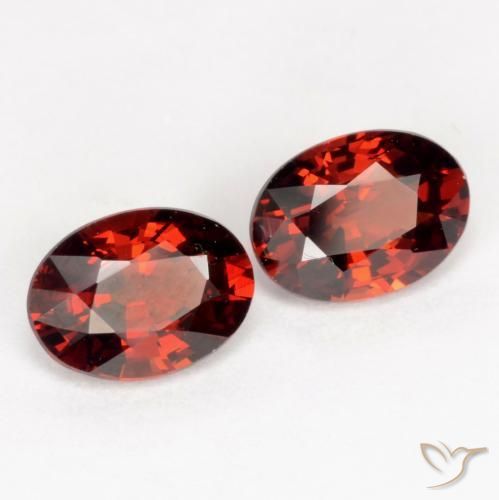 Gemme di Granato Piropo Rosso scuro naturale da 2.08 ct, Ovale, VVS-VS