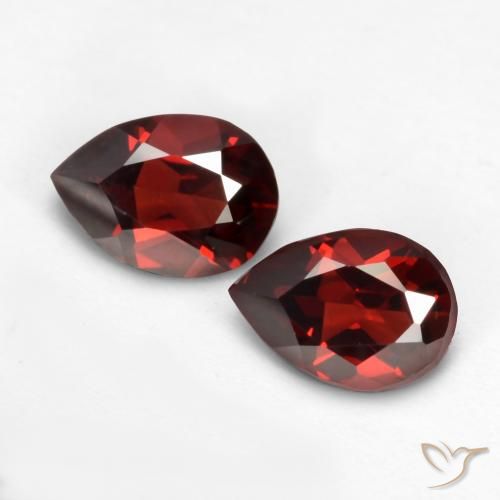 1.68ctw Naturale Rosso Sangue Profondo Granato Piropo, Forma a pera, VVS-VS
