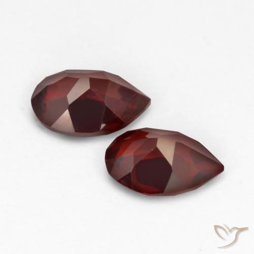 Gemme di Granato Piropo Rosso Sangue Profondo naturale da 1.68 ct, Forma a pera, VVS-VS