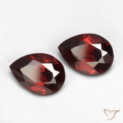Gemme di Granato Piropo Rosso scuro naturale da 1.62 ct, Forma a pera, VVS-VS