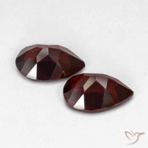 Gemme di Granato Piropo Rosso scuro naturale da 1.71 ct, Forma a pera, VVS-VS