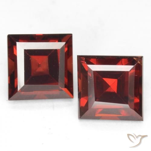 Gemme di Granato Piropo Rosso scuro naturale da 4.46 ct, Quadrato, VVS-VS