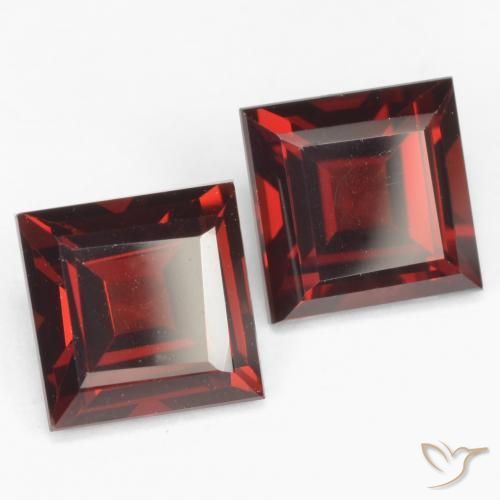 Gemme di Granato Piropo Rosso Sangue Profondo naturale da 4.38 ct, Quadrato, VVS-VS
