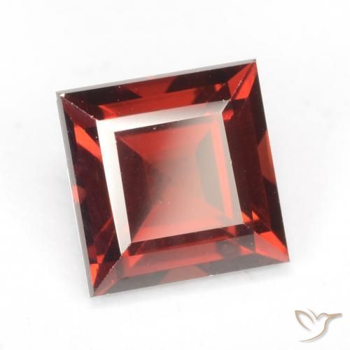 Granato Piropo Rosso medio naturale da 2.19 ct, Quadrato, VVS-VS