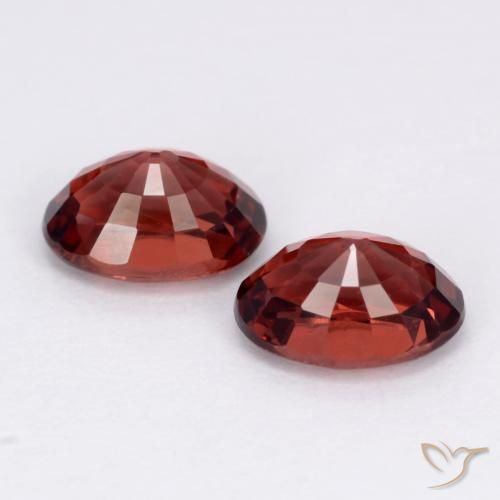 Gemme di Granato Piropo Rosso scuro naturale da 2.20 ct, Ovale, VVS-VS
