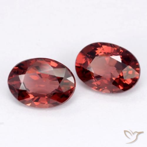 Gemme di Granato Piropo Rosso scuro naturale da 1.98 ct, Ovale, VVS-VS