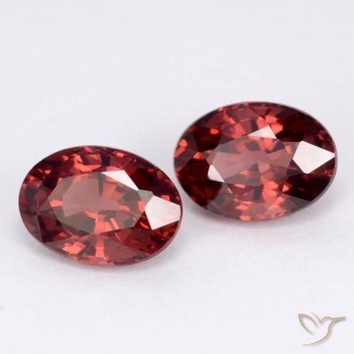 Gemme di Granato Piropo Rosso scuro naturale da 2.36 ct, Ovale, VS