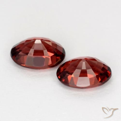 Gemme di Granato Piropo Rosso scarlatto profondo naturale da 2.00 ct, Ovale, VS