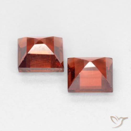 Gemme di Granato Piropo Rosso scuro naturale da 0.94 ct, Quadrato, VVS-VS