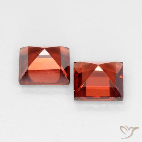 Gemme di Granato Piropo Rosso scarlatto naturale da 0.92 ct, Quadrato, VVS-VS