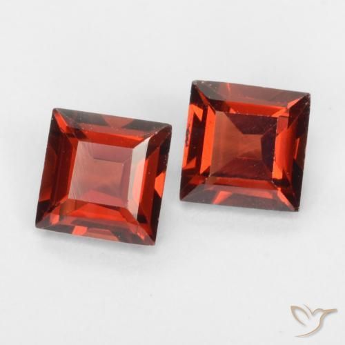 Gemme di Granato Piropo Ribes Rosso naturale da 0.94 ct, Quadrato, VVS-VS