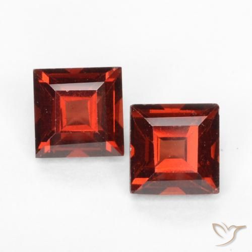 1.00ctw Naturale Ribes Rosso Granato Piropo, Quadrato, VVS-VS