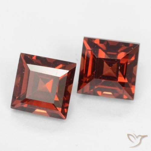 Gemme di Granato Piropo Sangria rossa naturale da 1.02 ct, Quadrato, VVS-VS