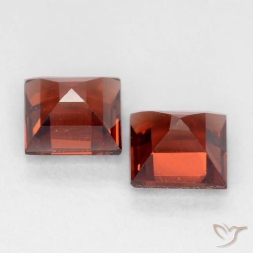 Gemme di Granato Piropo Rosso medio naturale da 0.84 ct, Quadrato, VVS-VS