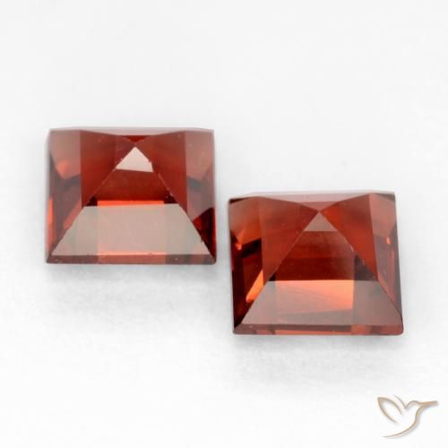 Gemme di Granato Piropo Sangria rossa naturale da 0.99 ct, Quadrato, VVS-VS
