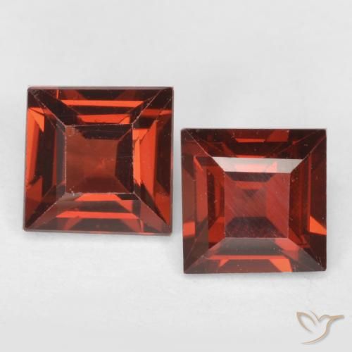 0.86ctw Naturale Ribes Rosso Granato Piropo, Quadrato, VS