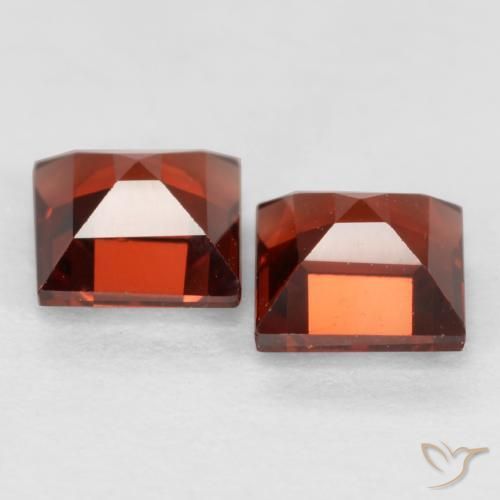 Gemme di Granato Piropo Sangria rossa naturale da 0.93 ct, Quadrato, VS