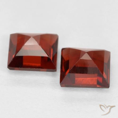 Gemme di Granato Piropo Sangria rossa naturale da 0.89 ct, Quadrato, VS