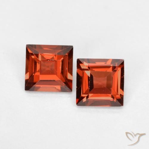 0.91ctw Naturale Ribes Rosso Granato Piropo, Quadrato, VS