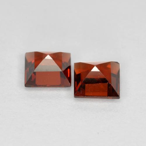 Granato piropo naturale rosso da 0,89 ct, quadrato, VS