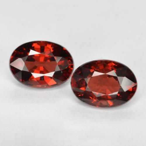 Gemme di Granato Piropo Rosso scuro naturale da 2.21 ct, Taglio ovale, VVS