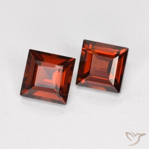 Gemme di Granato Piropo Rosso medio naturale da 0.94 ct, Quadrato, VS