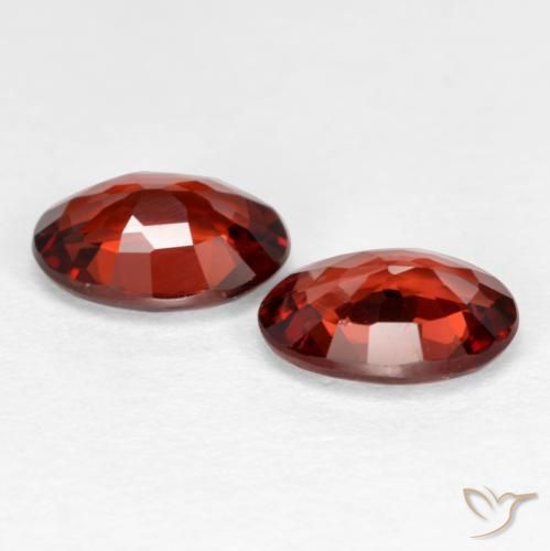 Gemme di Granato Piropo Sangria rossa naturale da 1.85 ct, Ovale, VS