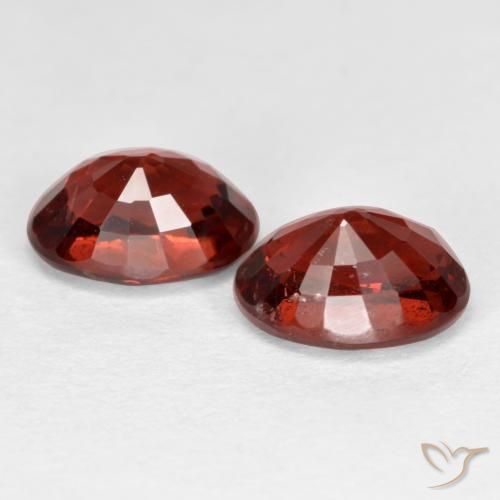 Gemme di Granato Piropo Ribes Rosso naturale da 2.33 ct, Ovale, VS