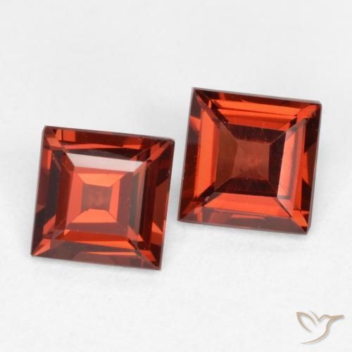 Gemme di Granato Piropo Rosso scarlatto naturale da 0.82 ct, Quadrato, VS