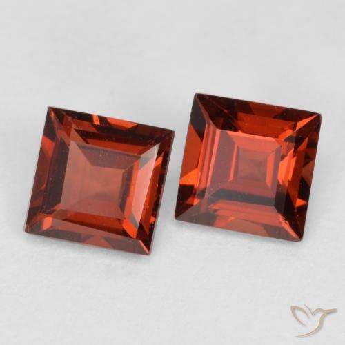 Gemme di Granato Piropo Rosso scarlatto naturale da 0.93 ct, Quadrato, VS