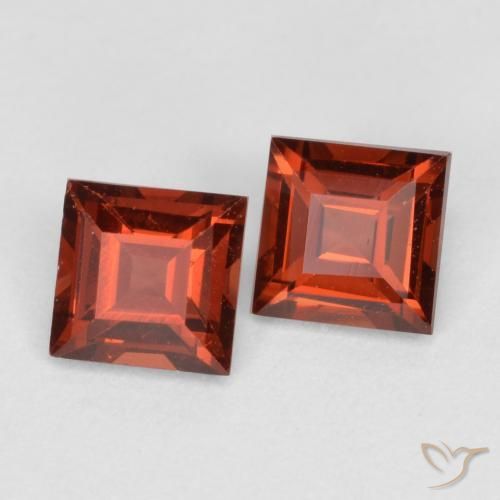 Gemme di Granato Piropo Rosso medio naturale da 0.87 ct, Quadrato, VS