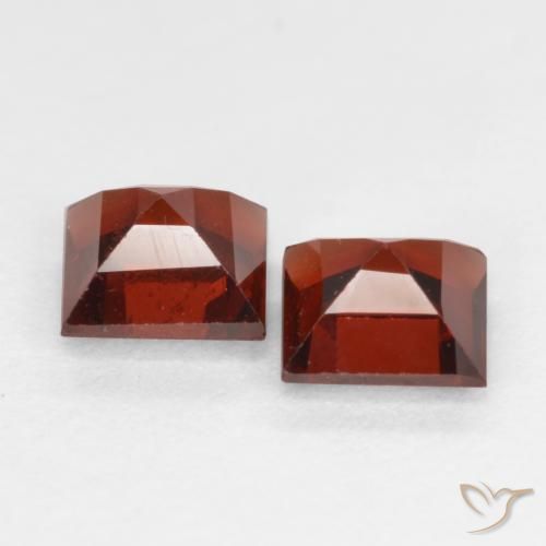 Gemme di Granato Piropo Rosso scuro naturale da 0.92 ct, Quadrato, VS