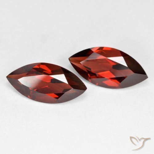 Gemme di Granato Piropo Ribes Rosso naturale da 4.09 ct, Taglio marquise, VVS