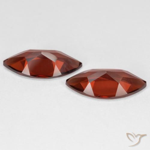 Gemme di Granato Piropo Sangria rossa naturale da 3.81 ct, Taglio marquise, VVS