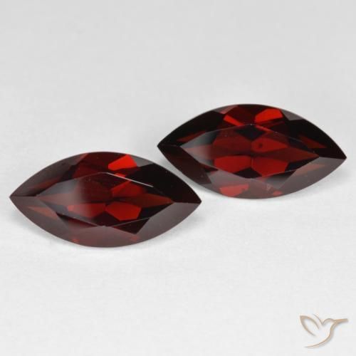 Gemme di Granato Piropo Rosso scuro naturale da 4.58 ct, Taglio marquise, VVS