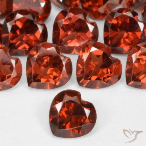 Granato Piropo Ribes Rosso naturale da 0.58 ct, A forma di cuore, VS