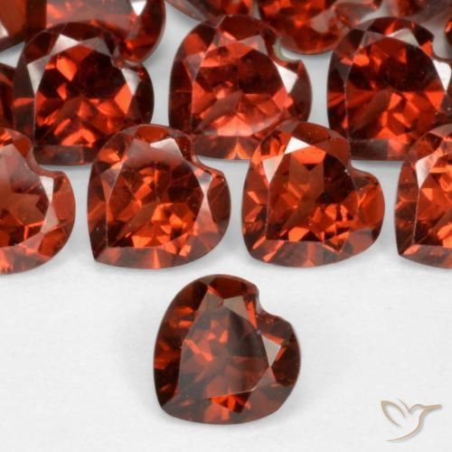 Granato Piropo Ribes Rosso naturale da 0.58 ct, A forma di cuore, VS