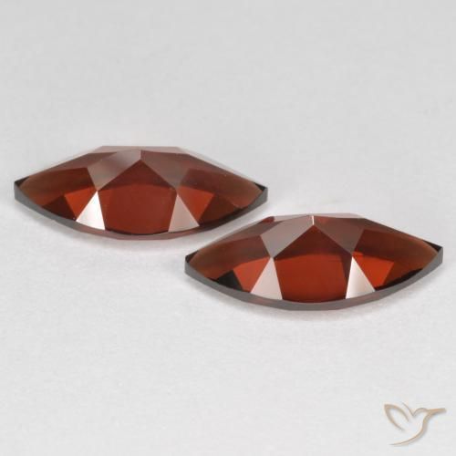 Gemme di Granato Piropo Rosso Sangue Profondo naturale da 4.31 ct, Taglio marquise, VVS