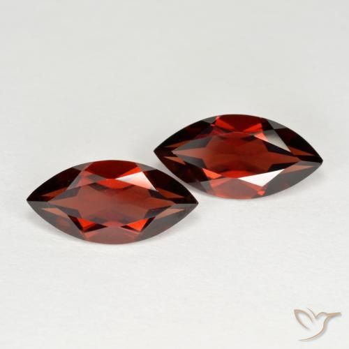 Gemme di Granato Piropo Ribes Rosso naturale da 4.03 ct, Taglio marquise, VVS-VS