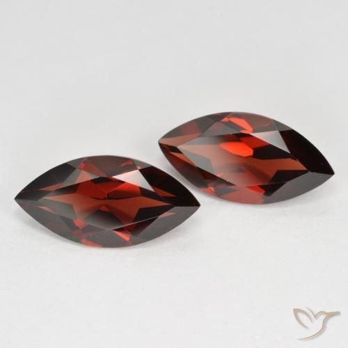 Gemme di Granato Piropo Rosso Sangue Profondo naturale da 4.05 ct, Taglio marquise, VVS-VS